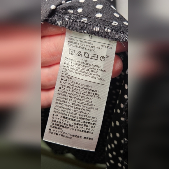 Banana Republic Women's Sleeveless Smocked Peplum Black Polka Dot Medium - Picture 6 of 6